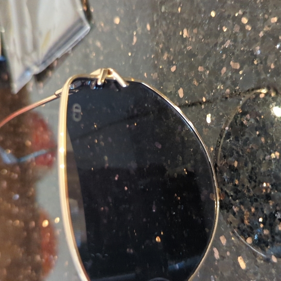 Christian Dior "Dior Gypsy 1" Sunnies. - Picture 6 of 8